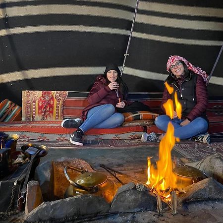 Tamim Luxury Wadi Rum Camp Esterno foto