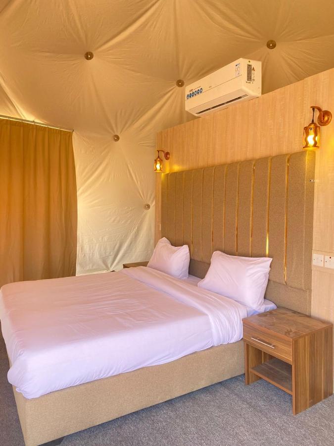 Tamim Luxury Wadi Rum Camp Esterno foto