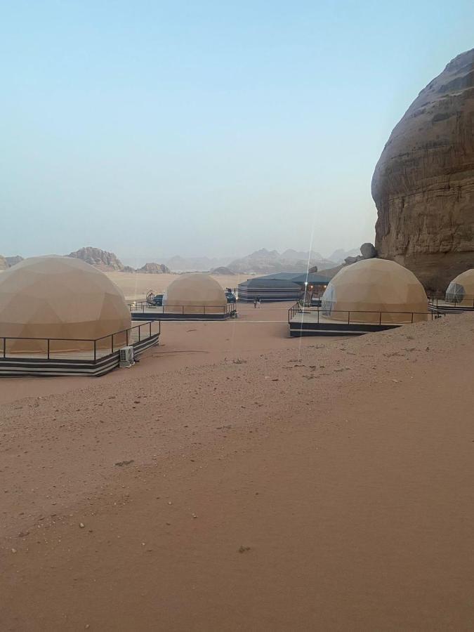 Tamim Luxury Wadi Rum Camp Esterno foto