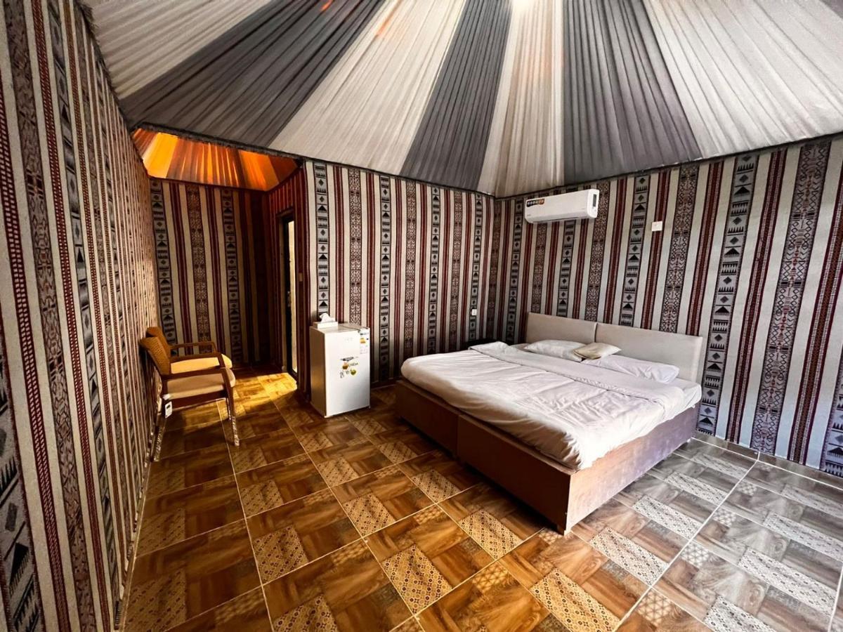 Tamim Luxury Wadi Rum Camp Esterno foto