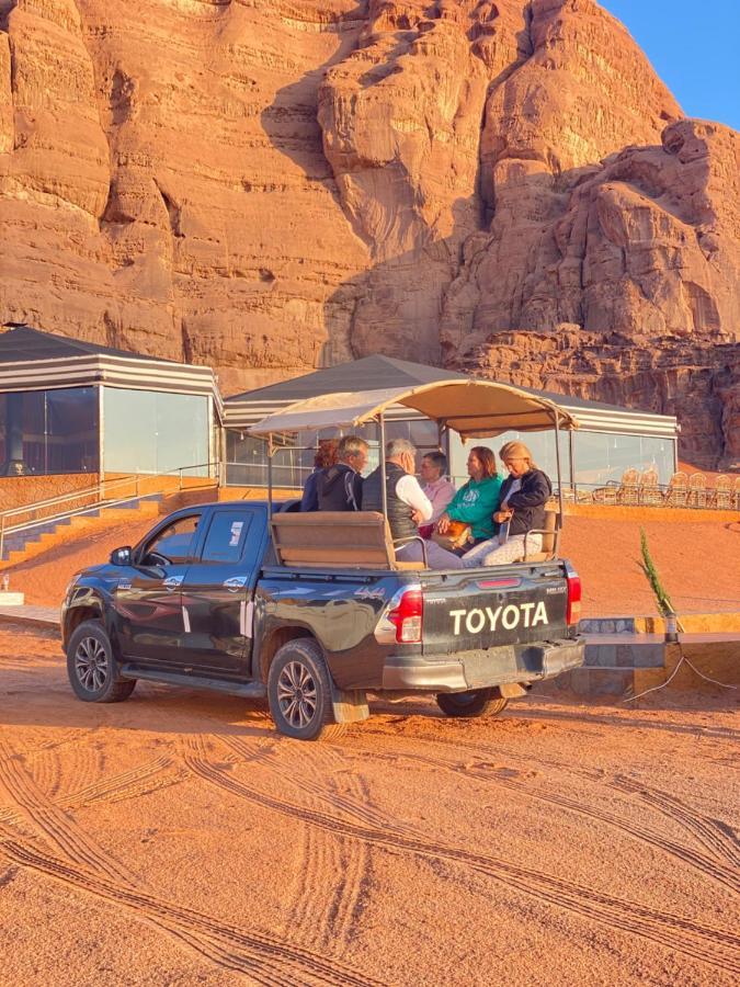Tamim Luxury Wadi Rum Camp Esterno foto