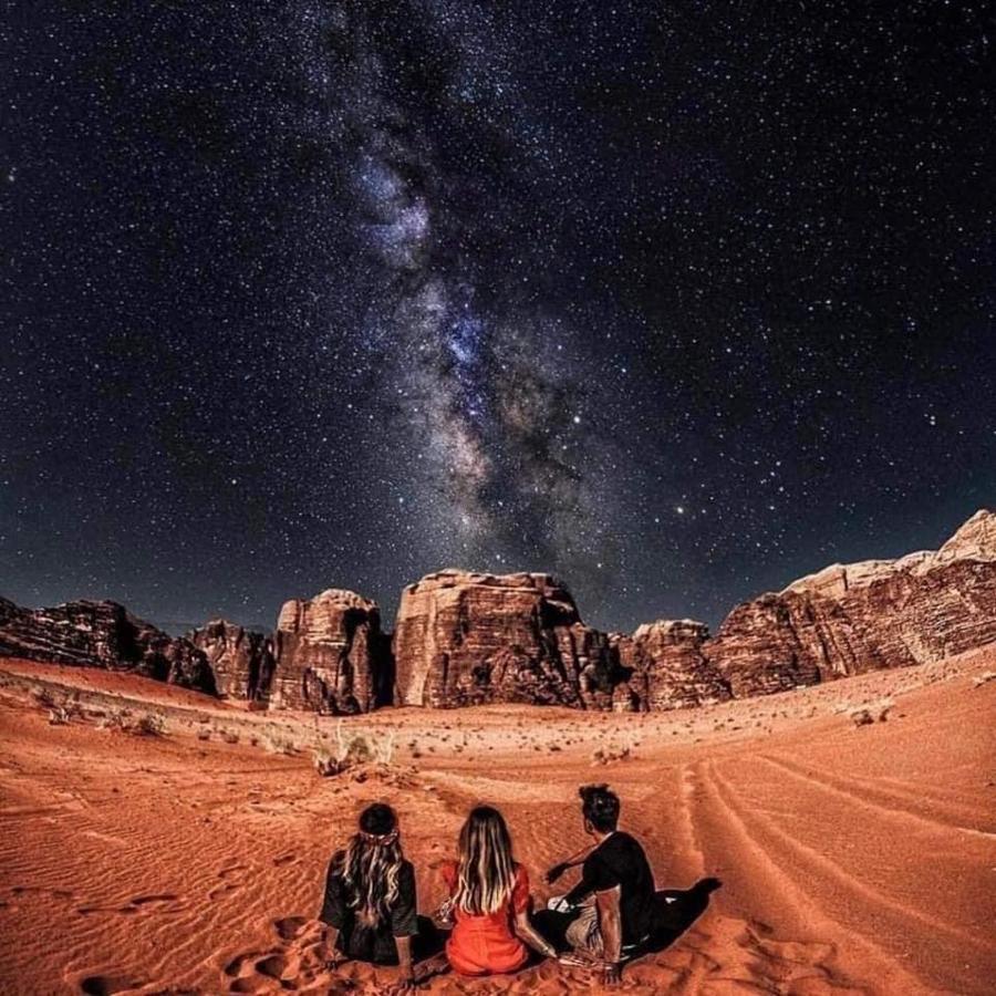 Tamim Luxury Wadi Rum Camp Esterno foto