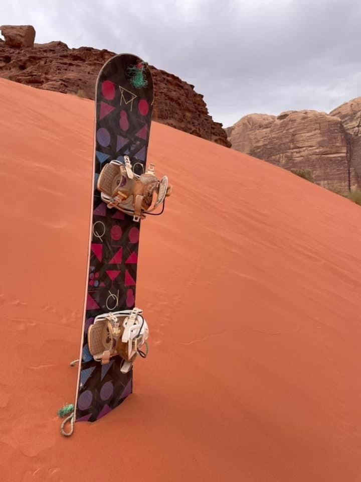 Tamim Luxury Wadi Rum Camp Esterno foto