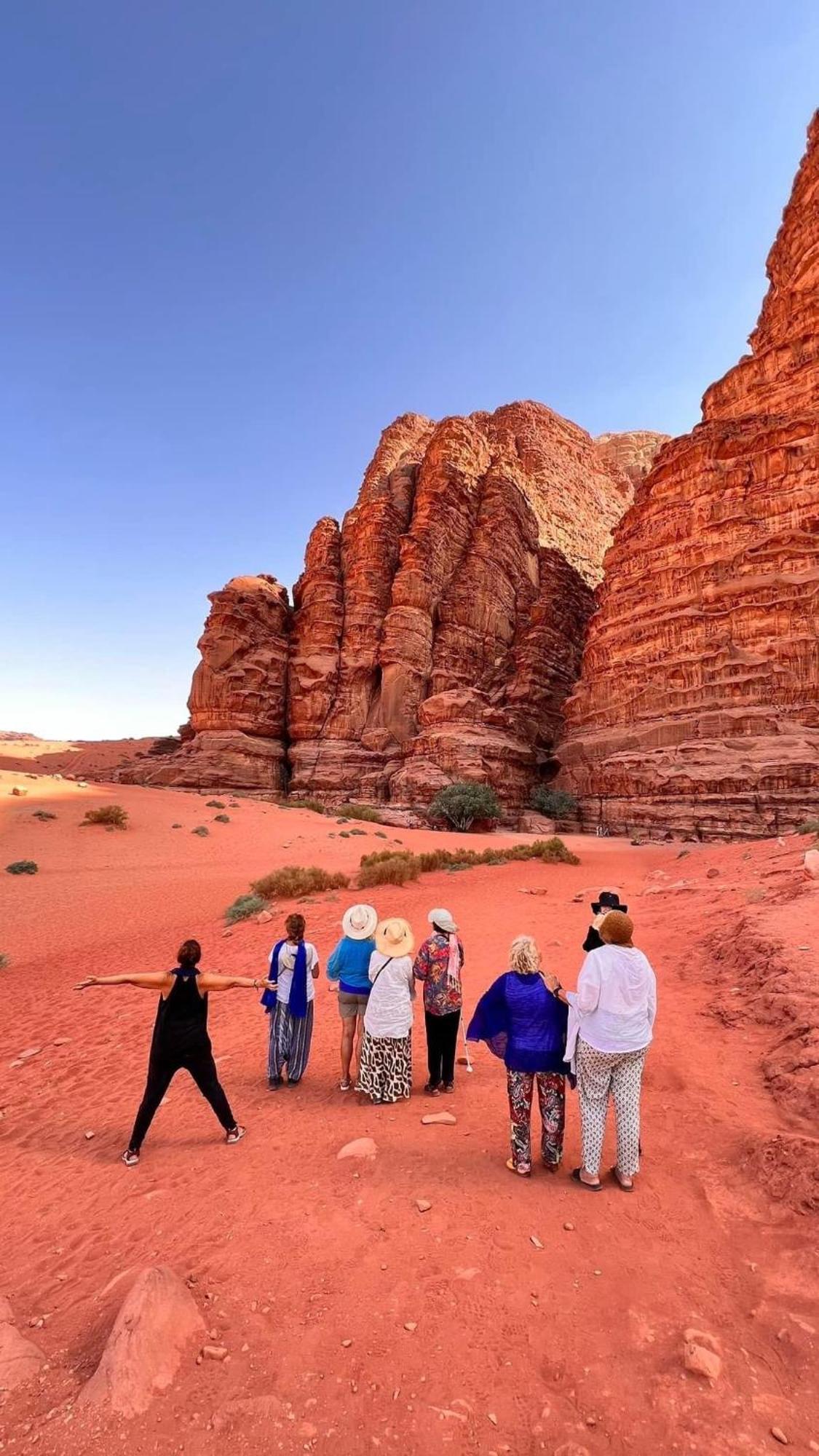 Tamim Luxury Wadi Rum Camp Esterno foto