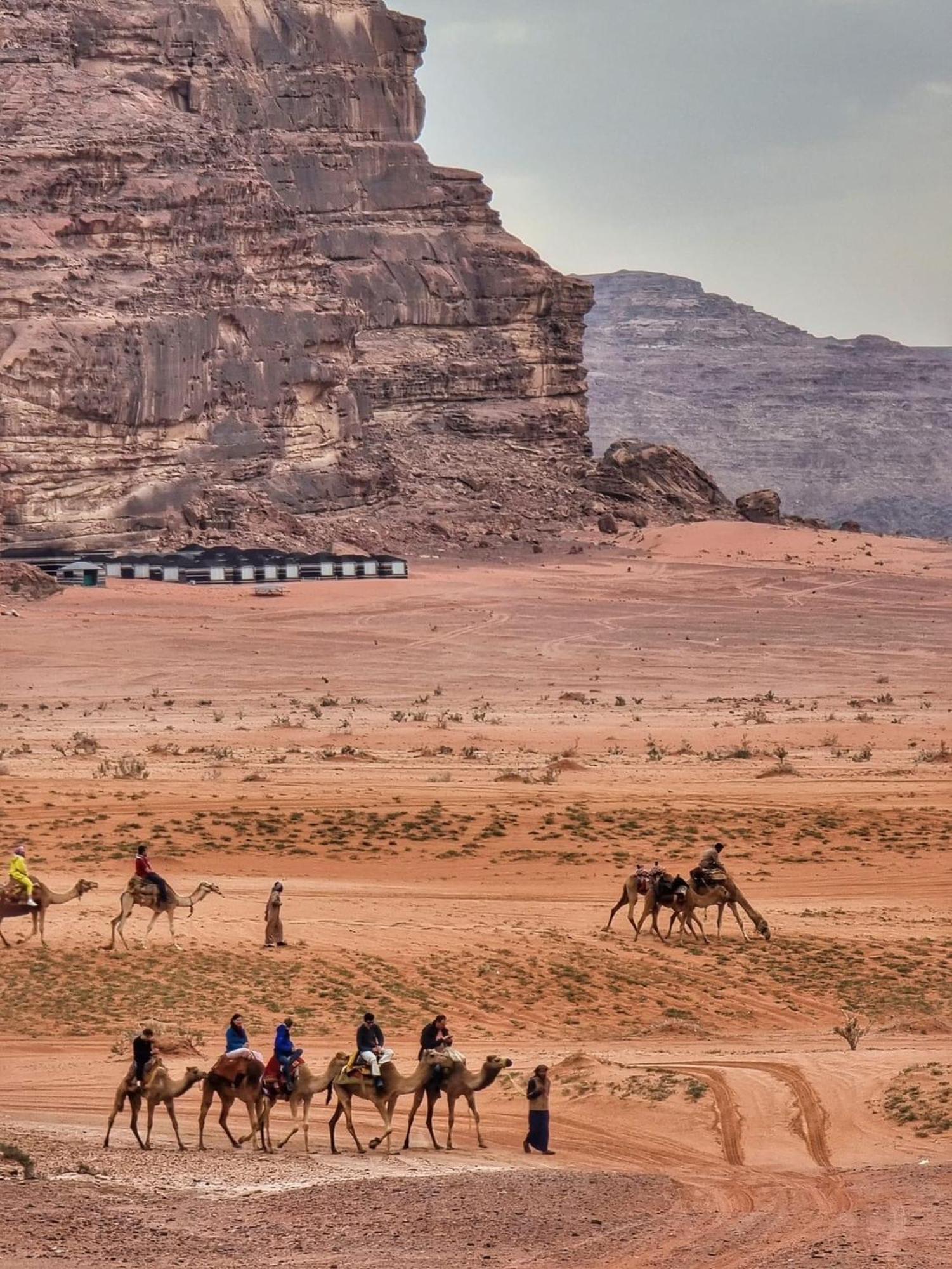 Tamim Luxury Wadi Rum Camp Esterno foto