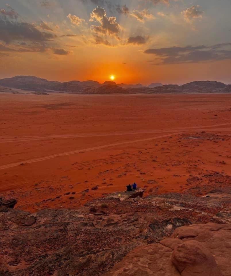 Tamim Luxury Wadi Rum Camp Esterno foto