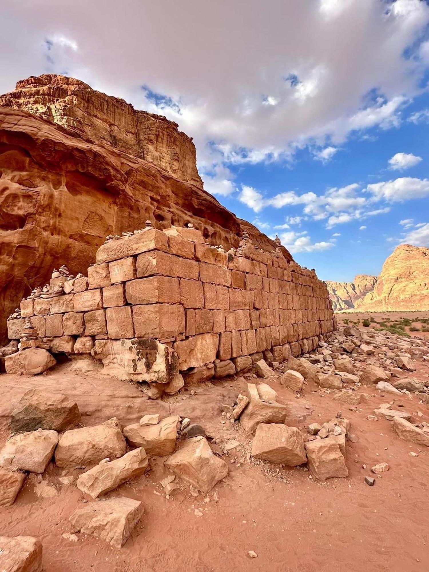 Tamim Luxury Wadi Rum Camp Esterno foto